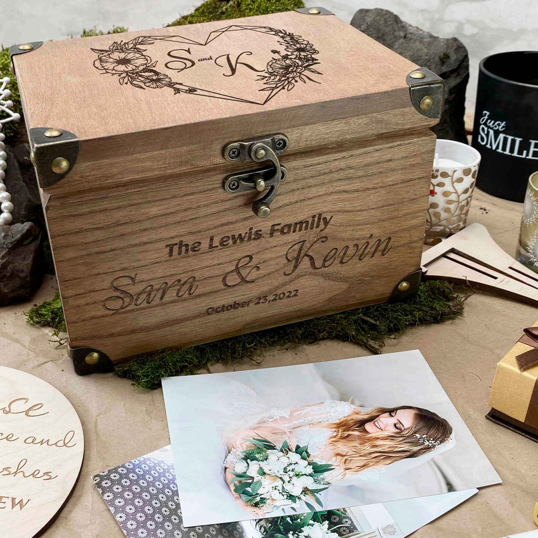 Wooden Memories Box Engraving Heart photo №3