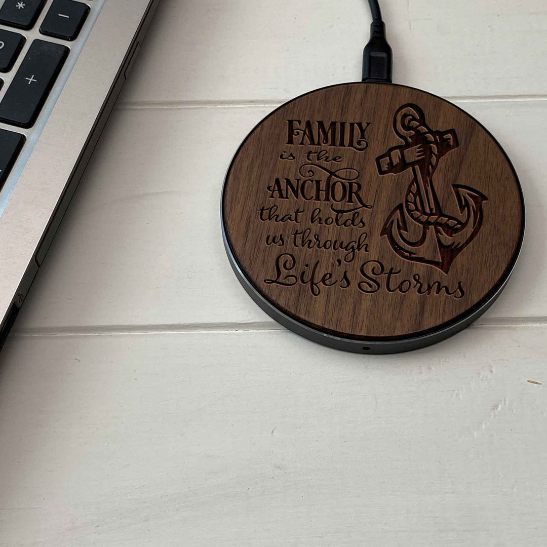 Wireless Fast Charger engraving Anchor photo