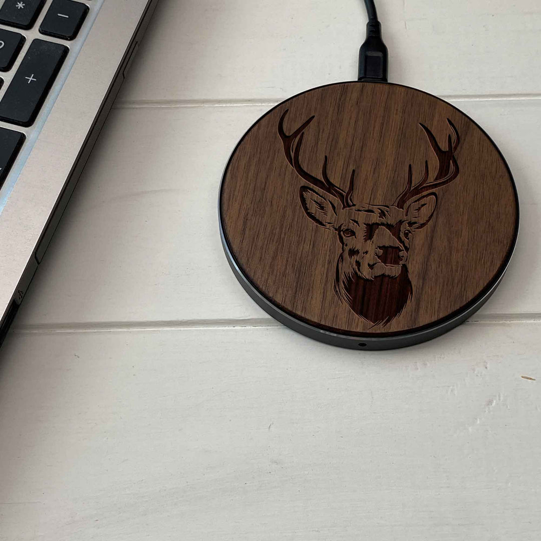 Wireless Fast Charger engraving Deer photo
