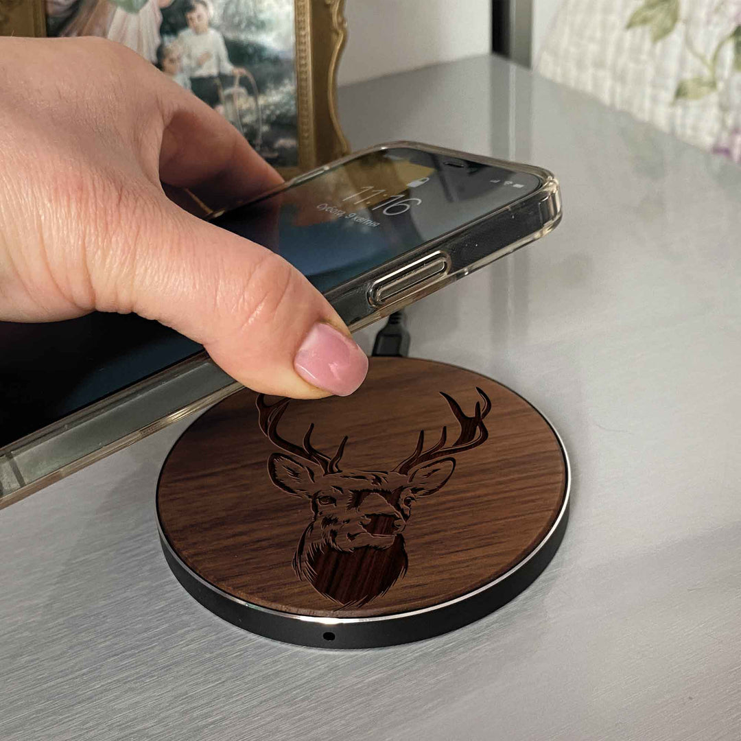 Wireless Fast Charger engraving Deer photo №3