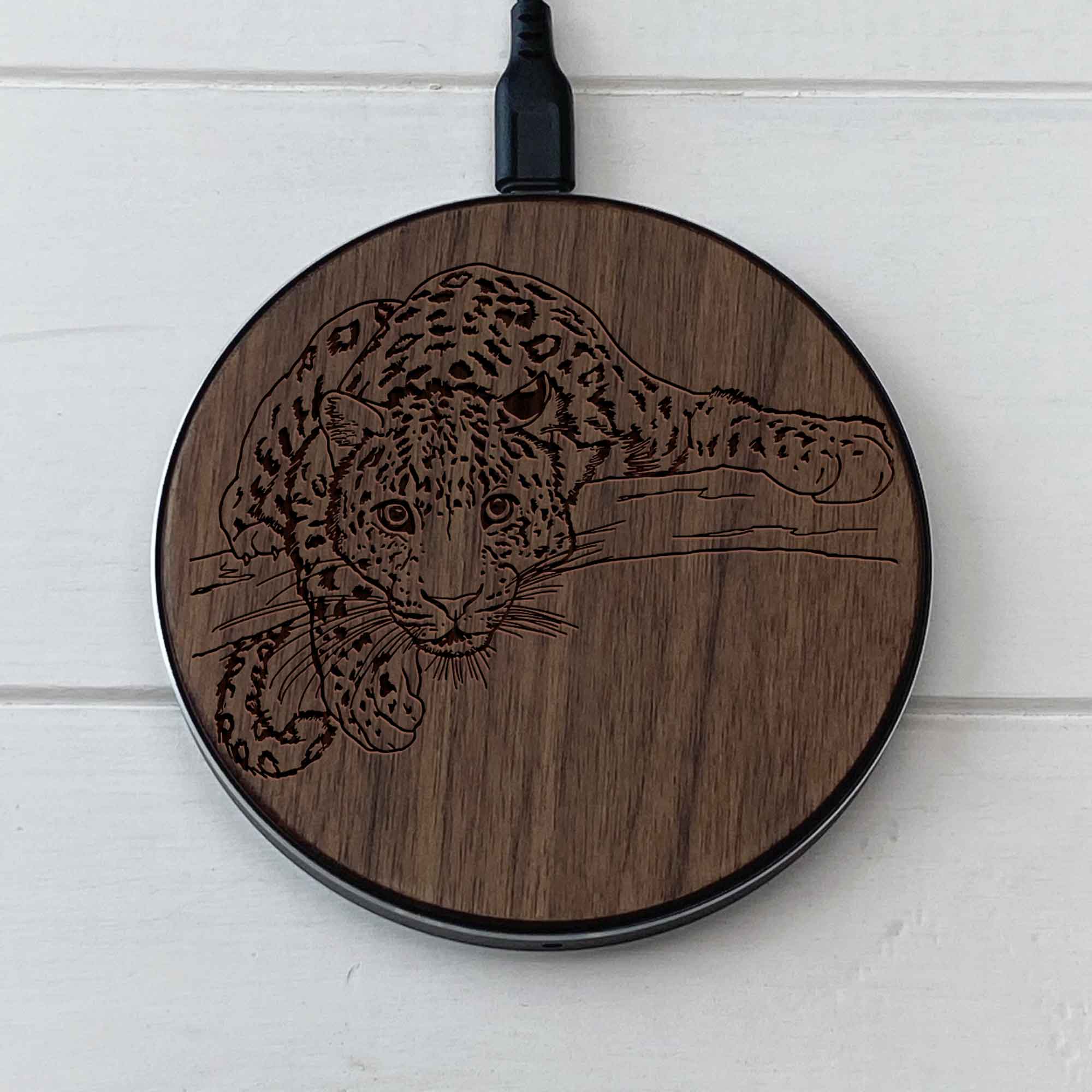Wireless Fast Charger engraving Guepard