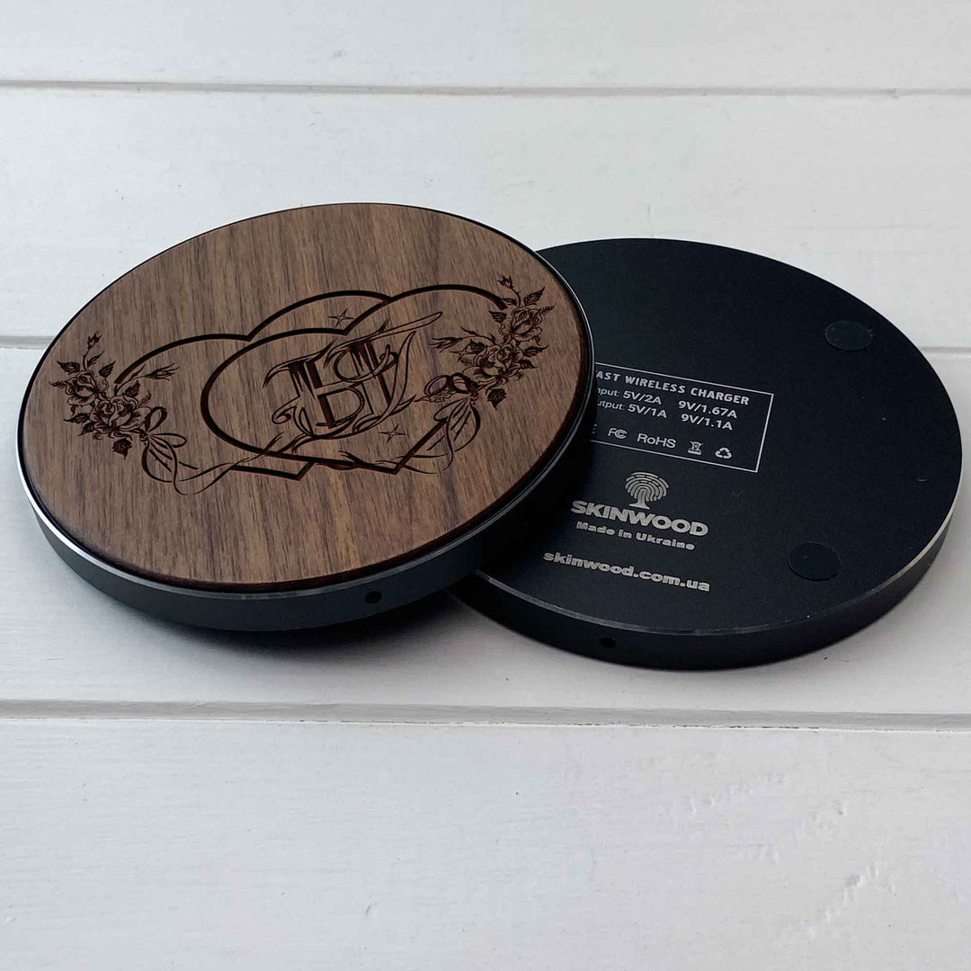 Wireless Fast Charger engraving Heart photo №8