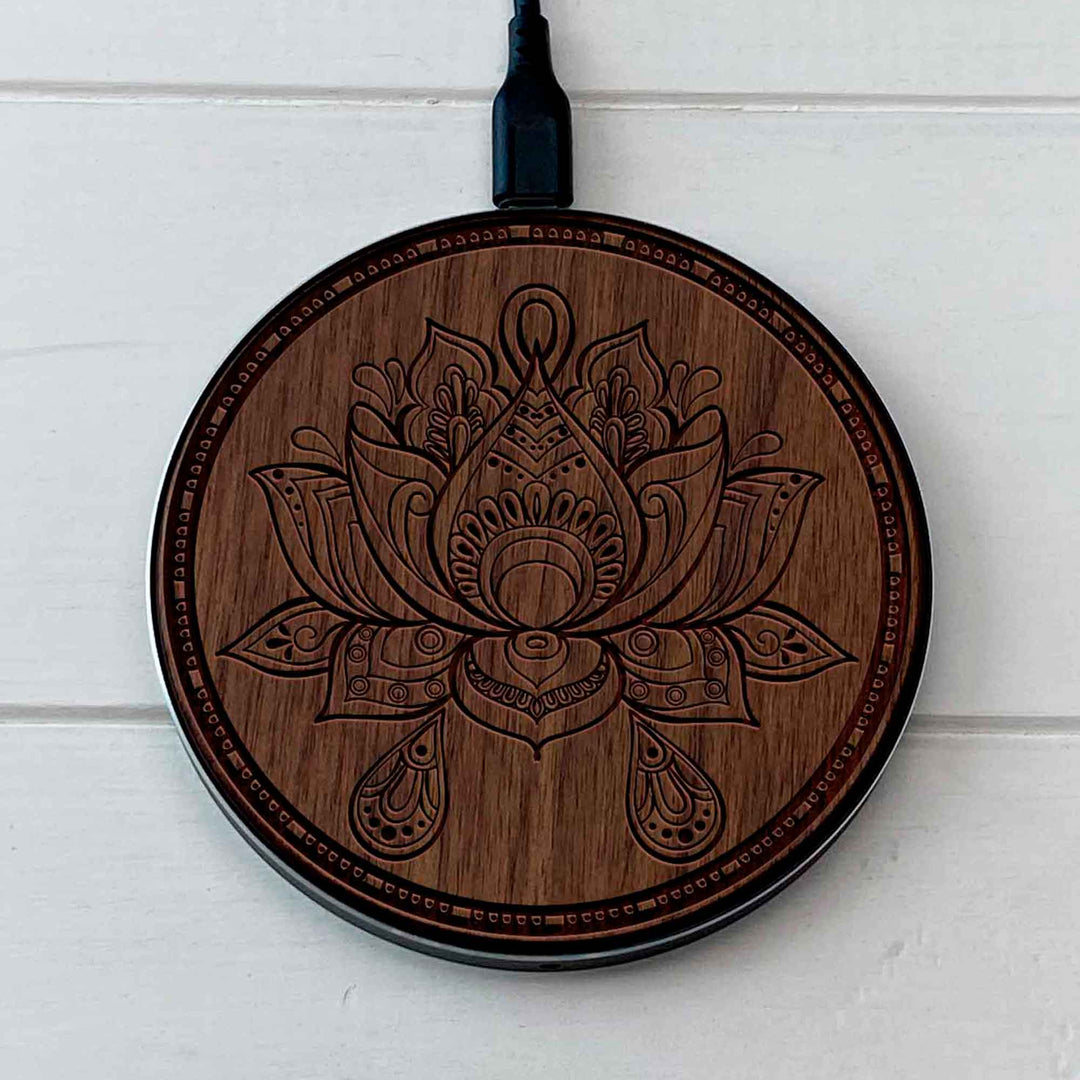 Wireless Fast Charger engraving Mandala photo №2