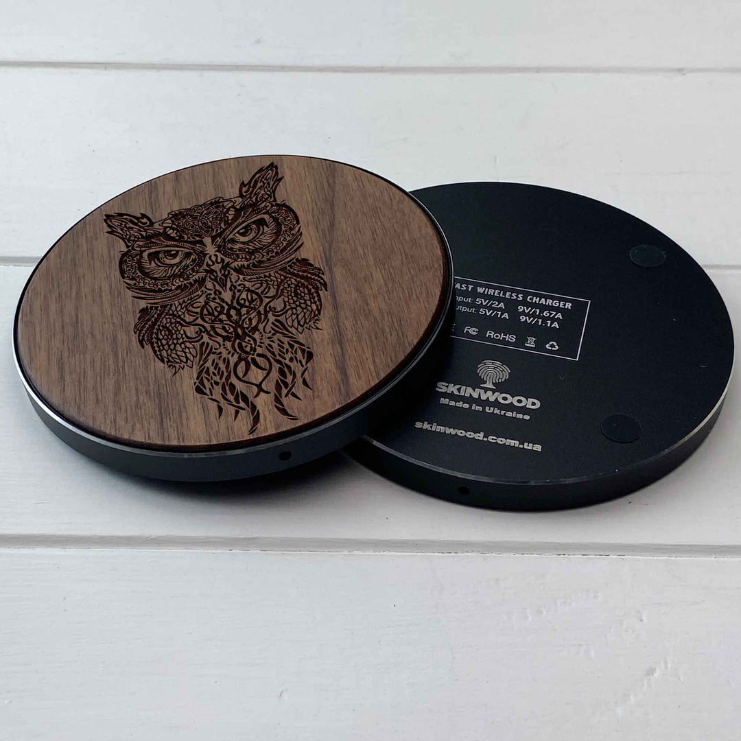 Wireless Fast Charger engraving Sova photo №7