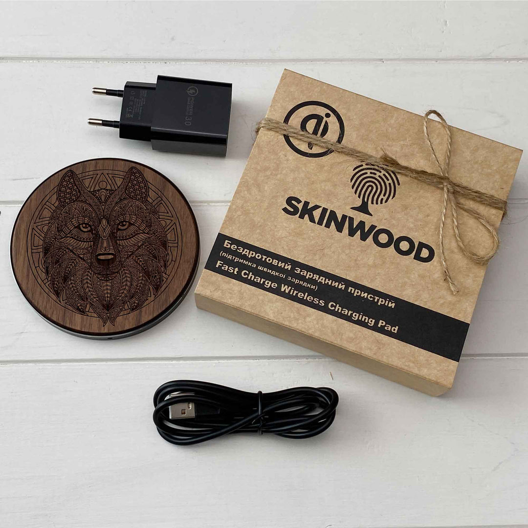 Wireless Fast Charger engraving Wolf photo №10