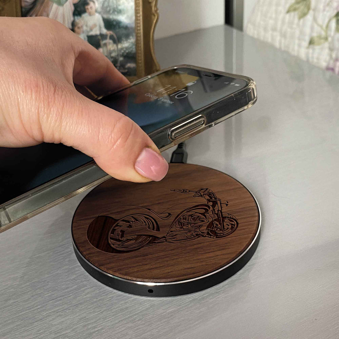 Wireless Fast Charger engraving Motobike photo №3