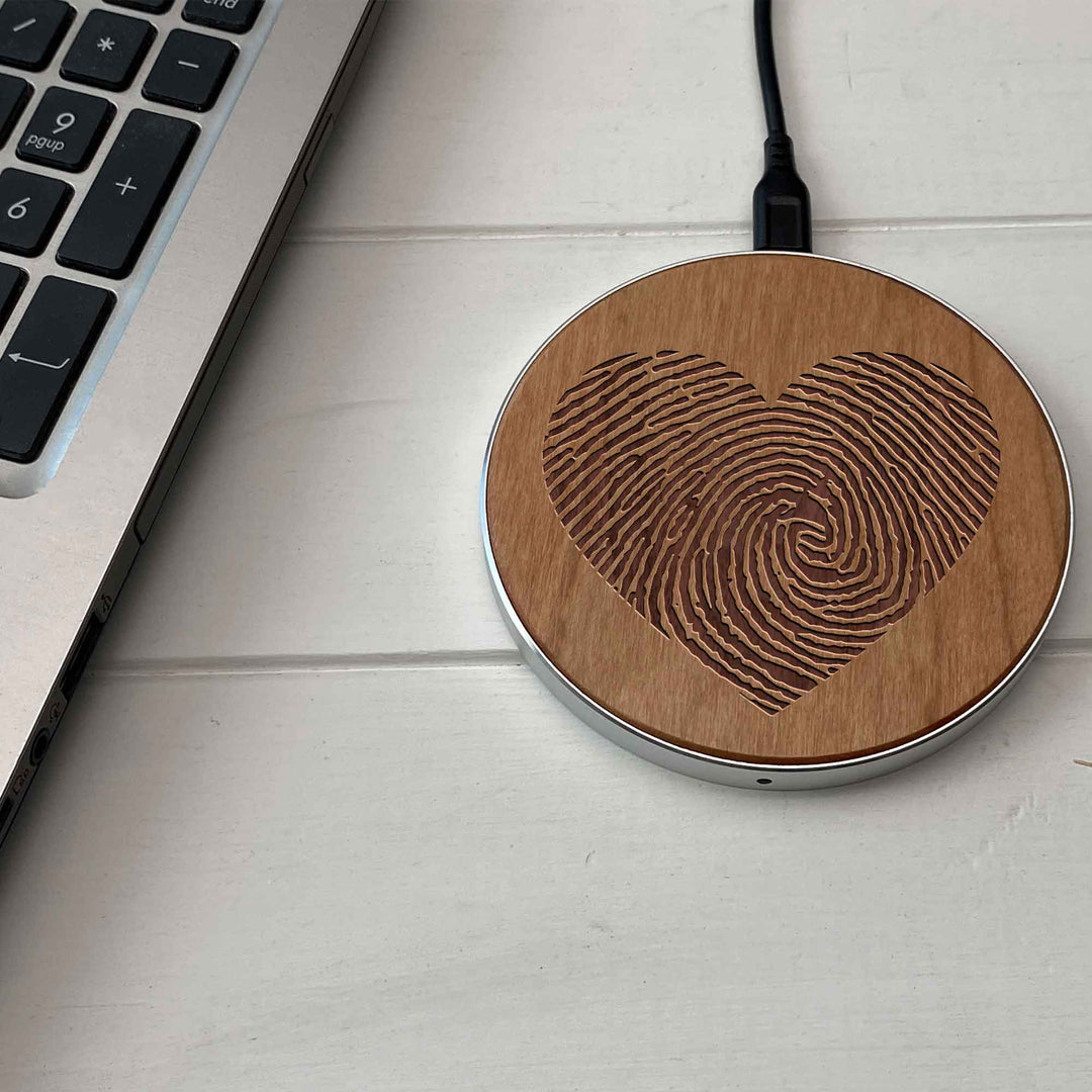 Wireless Fast Charger engraving Heart2 photo №5