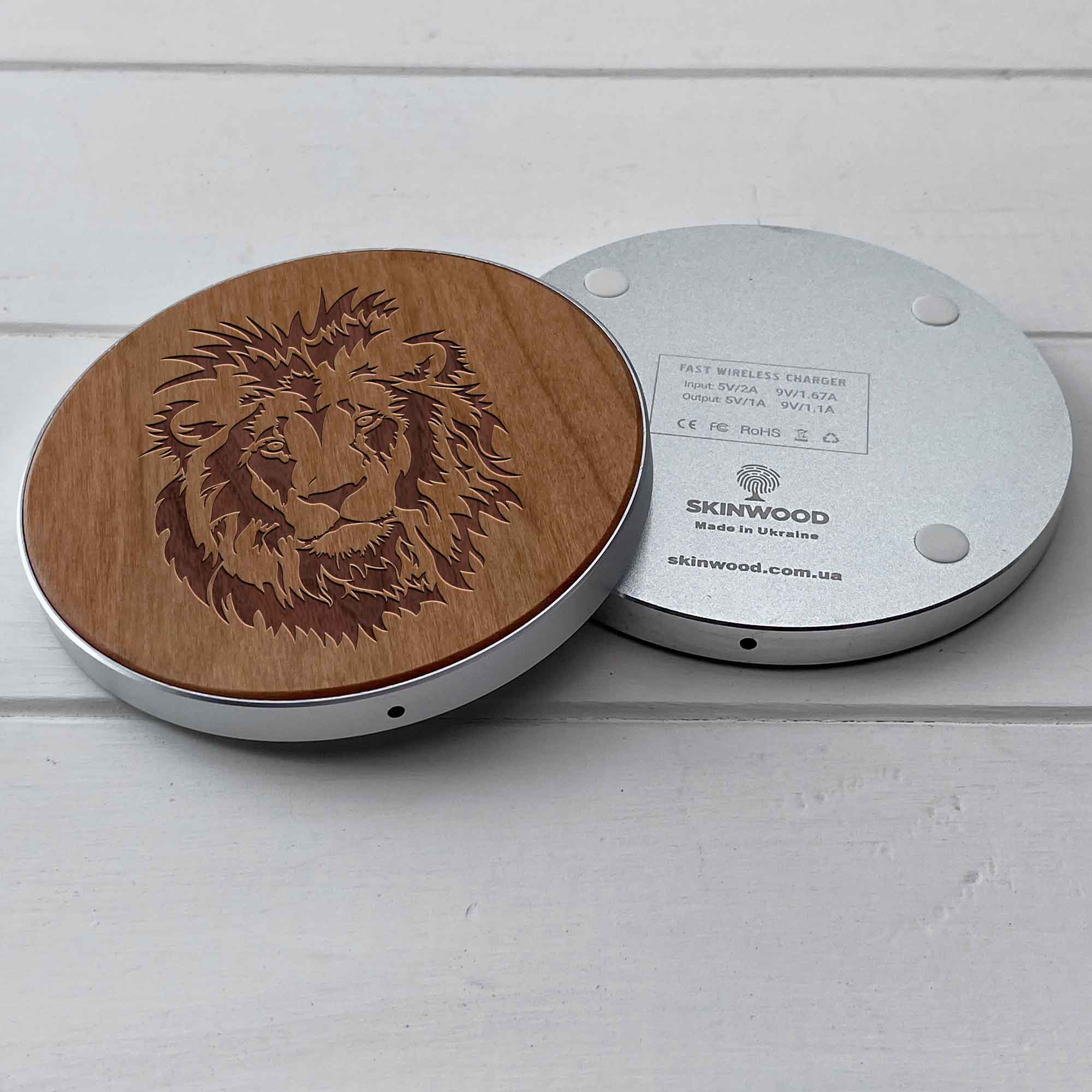 Wireless Fast Charger engraving Lion_King