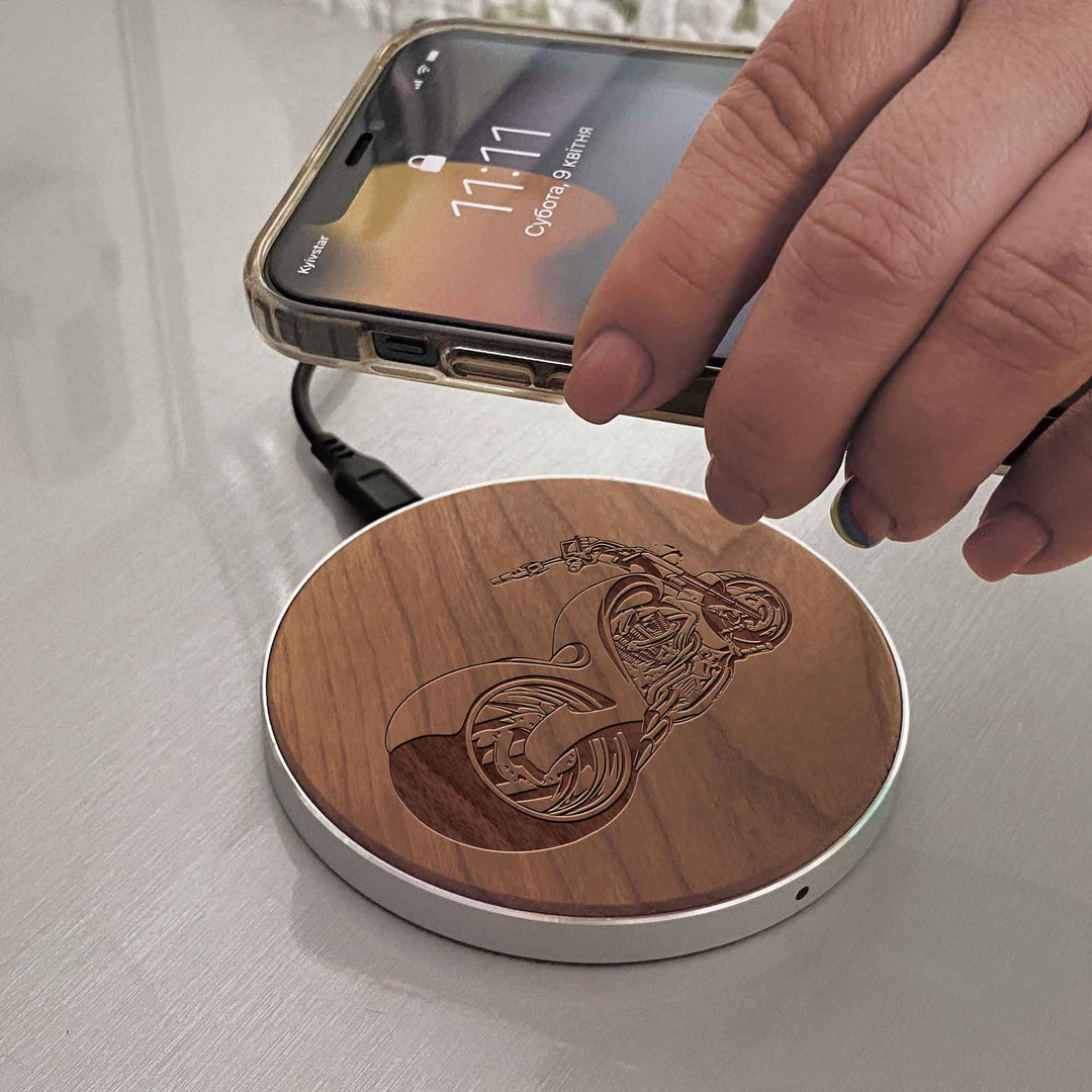 Wireless Fast Charger engraving Motobike photo №4