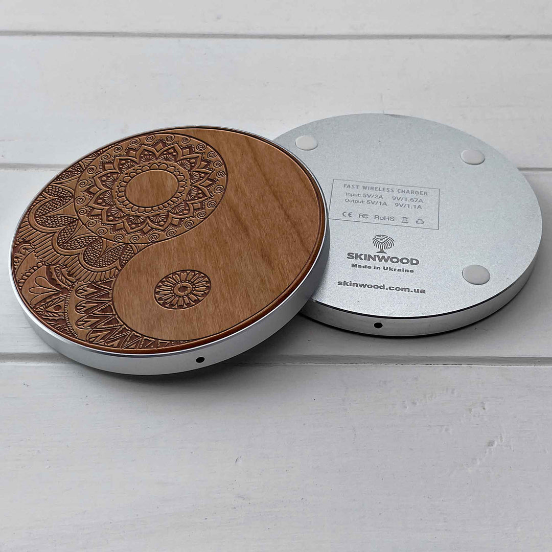 Wireless Fast Charger engraving Yan_Yong photo №7
