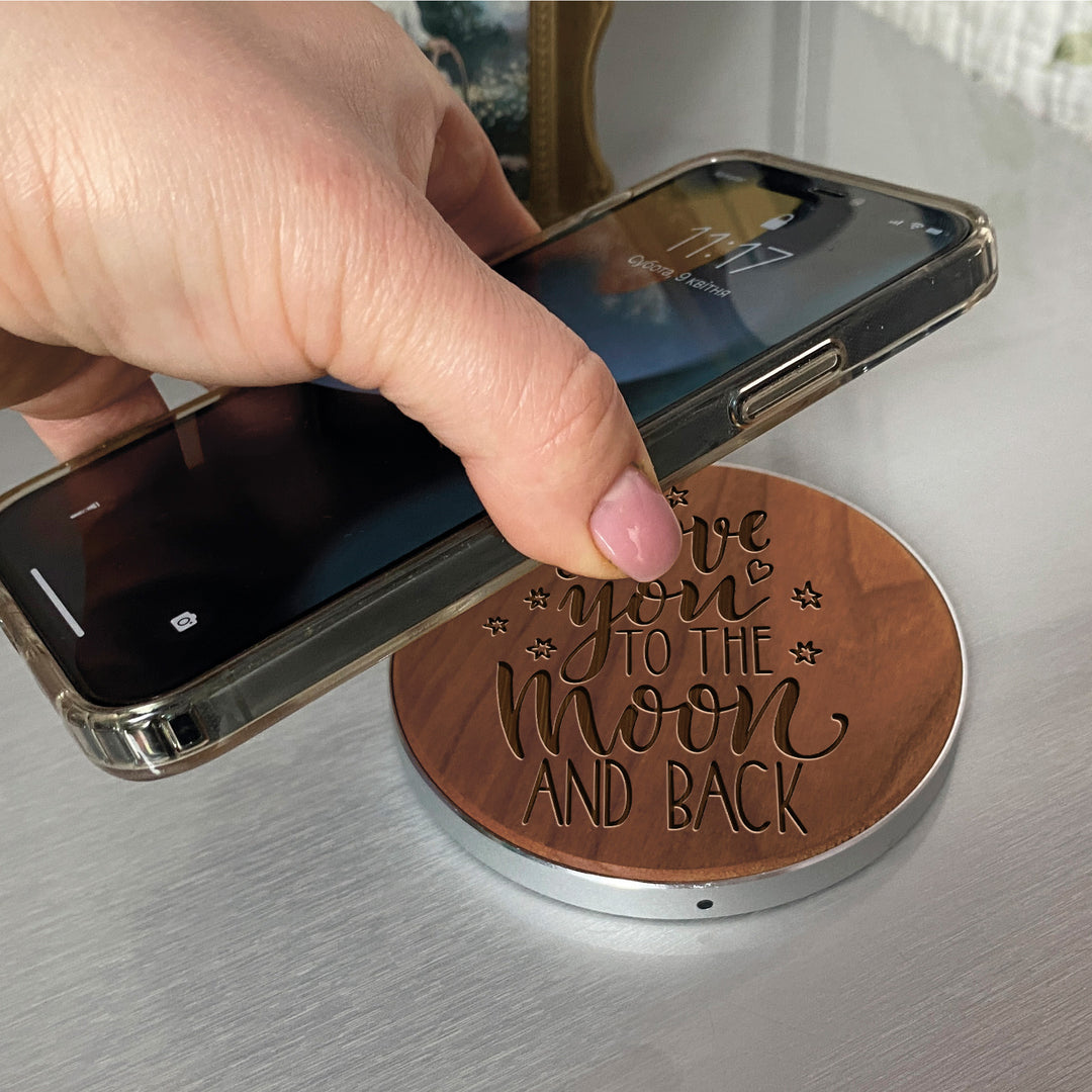 Wireless Fast Charger engraving Love-Moon photo №7