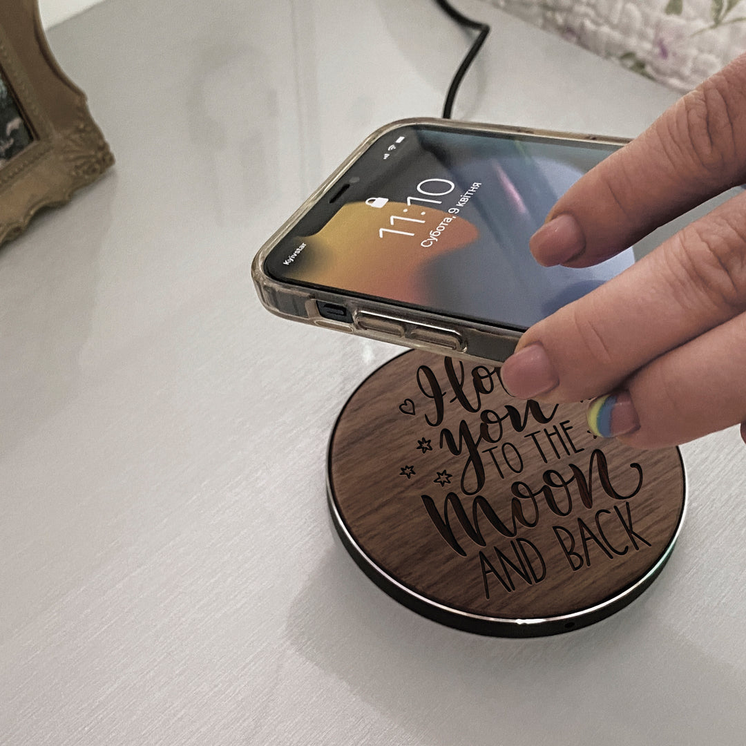 Wireless Fast Charger engraving Moon photo №2