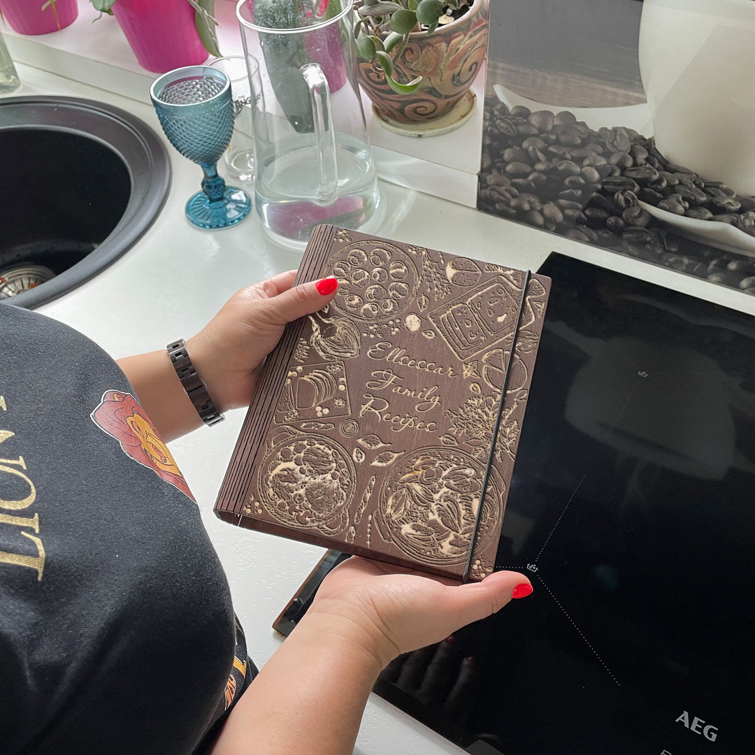 Family Recipe Book Free custom engraving photo №3