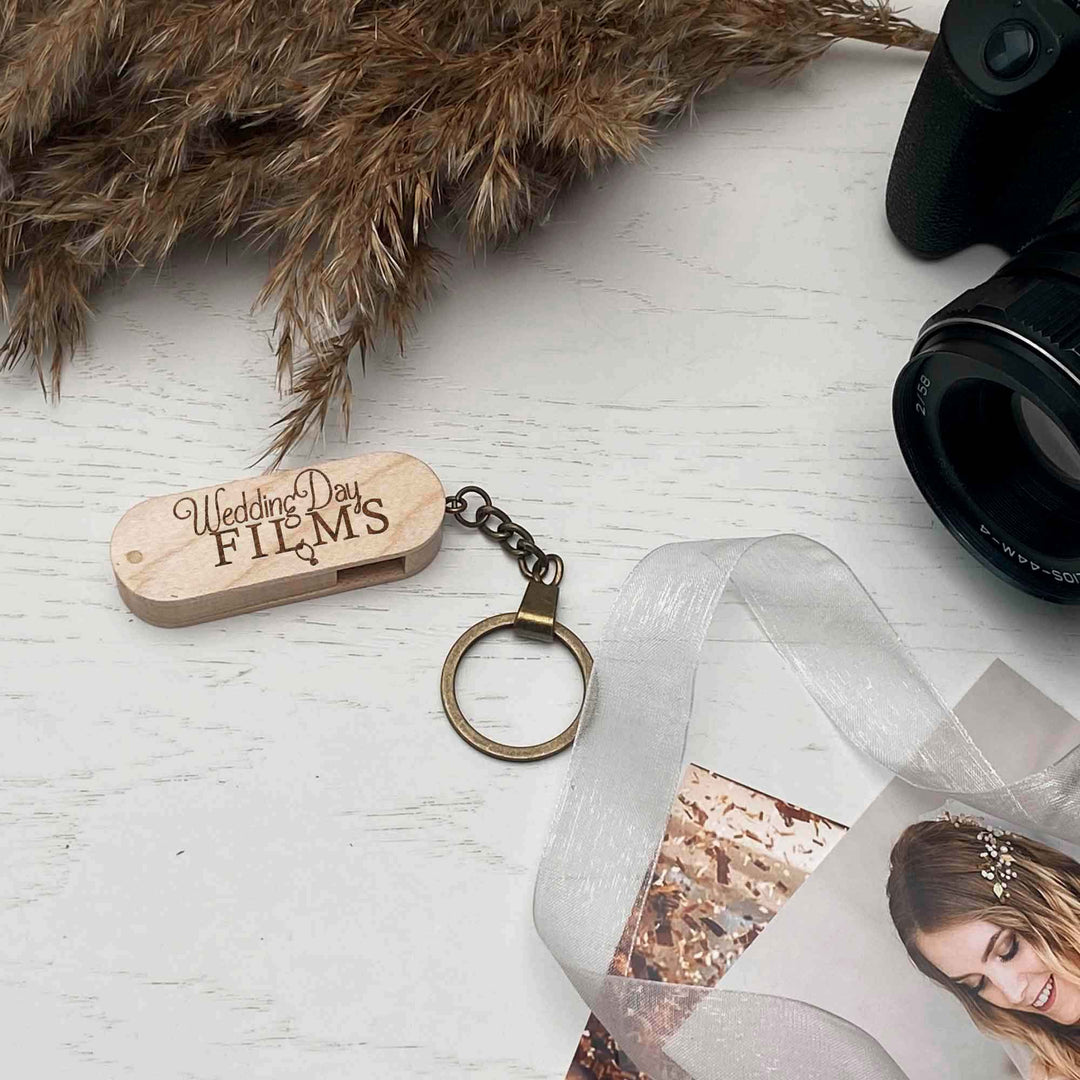 Wood USB flash drive key ring Personal engraving Wedding Films photo №3