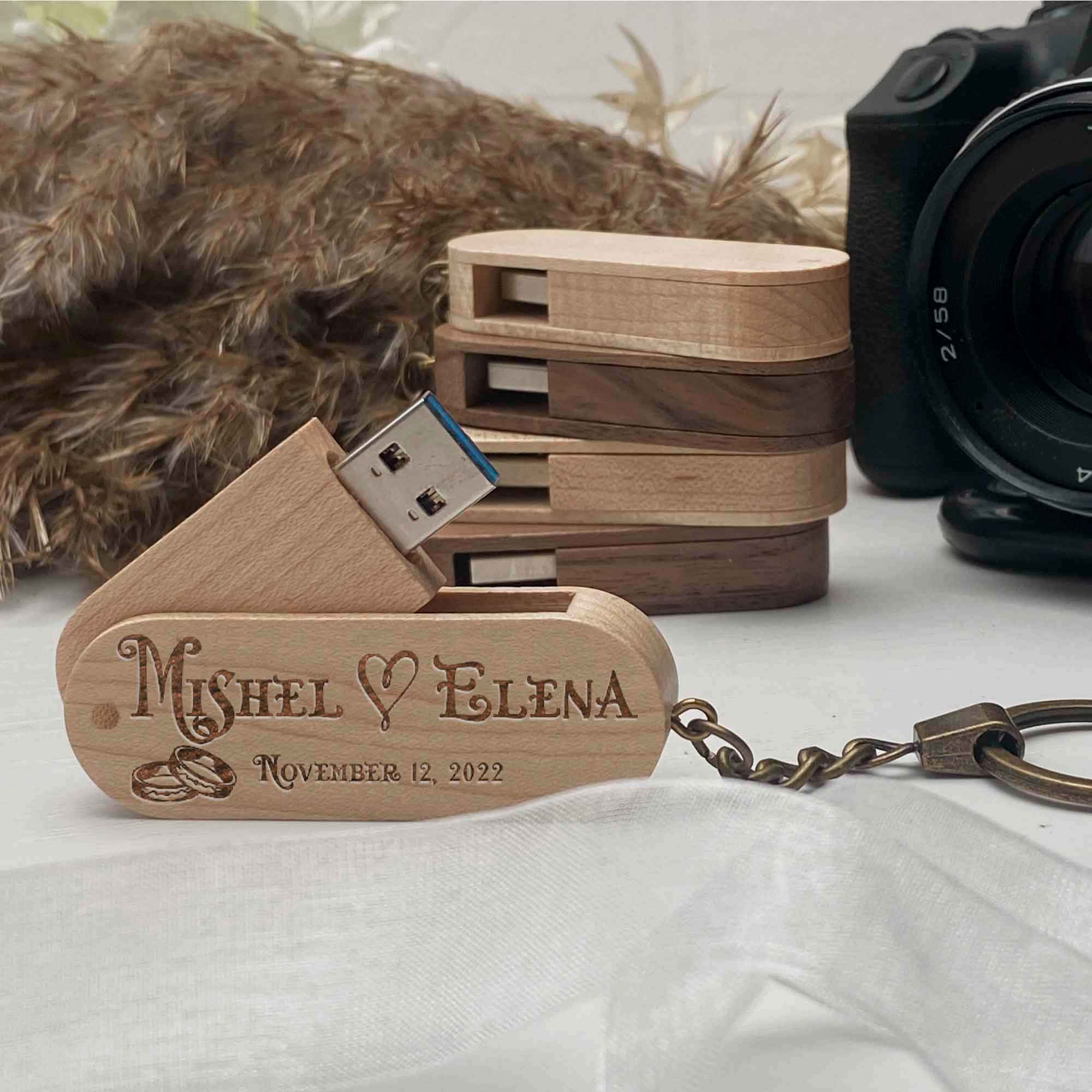 Wood USB flash drive key ring Personal engraving Wedding Day
