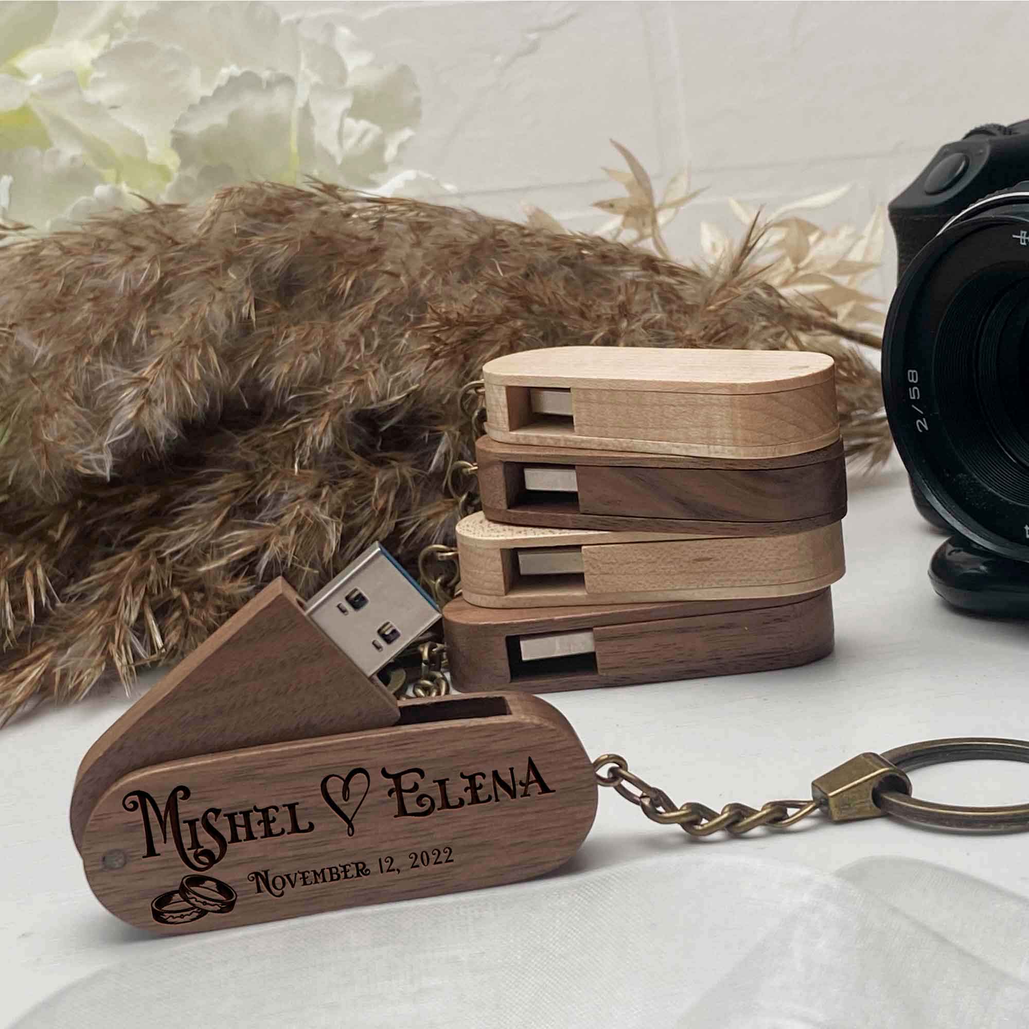 Wood USB flash drive key ring Personal engraving Wedding Day