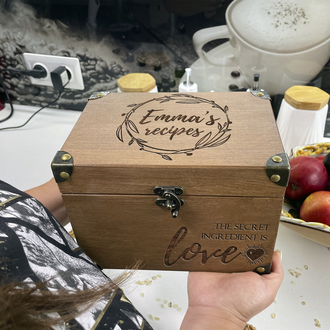 Personalized Recipe Box with Dividers and Cards Love Recipes engraving photo №10
