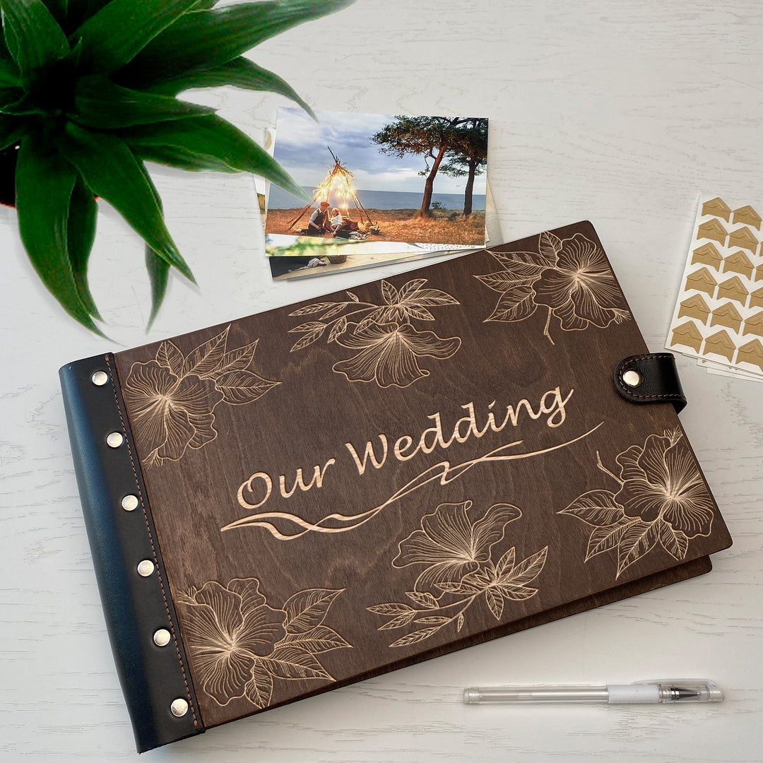 Personalized photo album with leather cover and Magnolias engraving photo №5