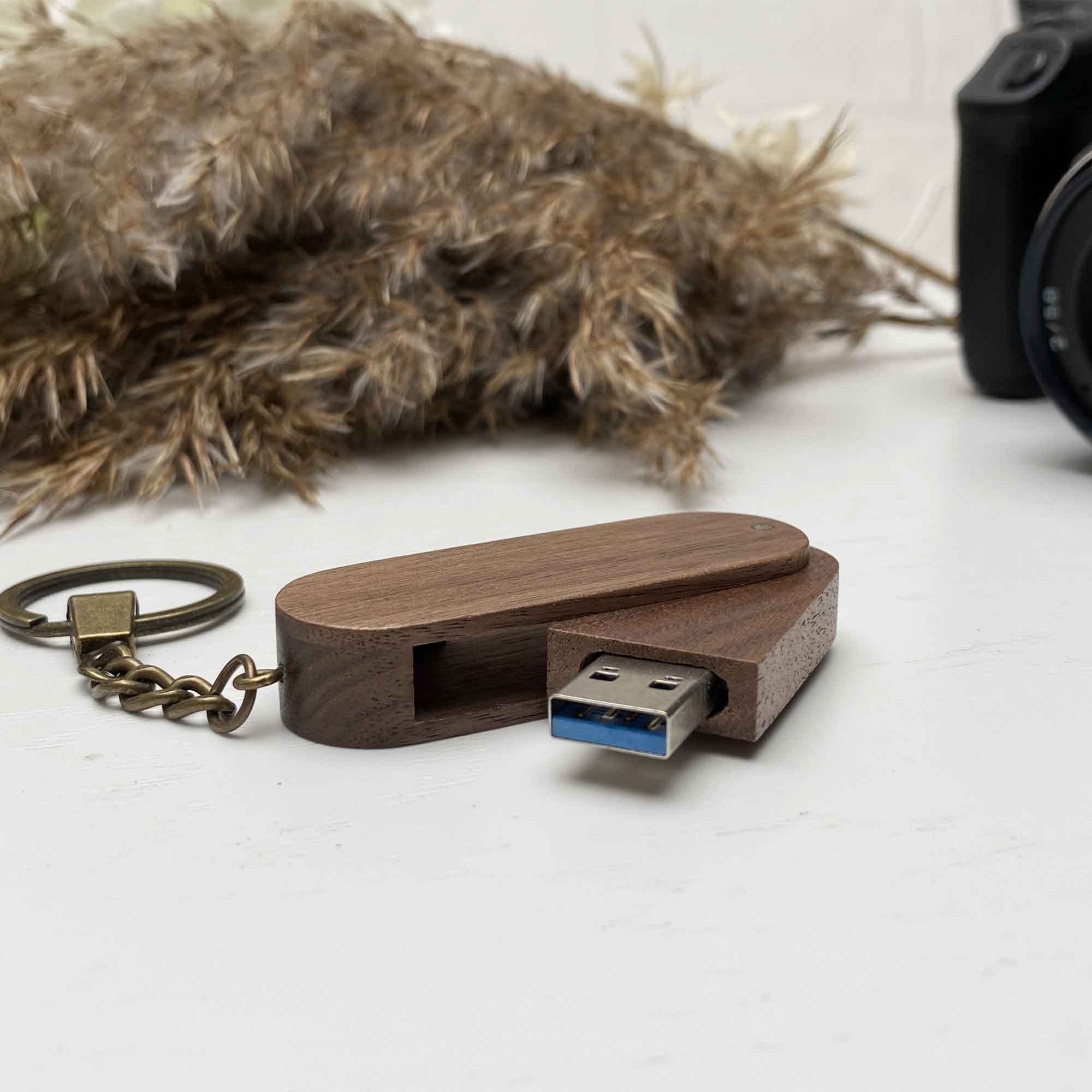 Wood USB flash drive key ring Personal engraving Metrics