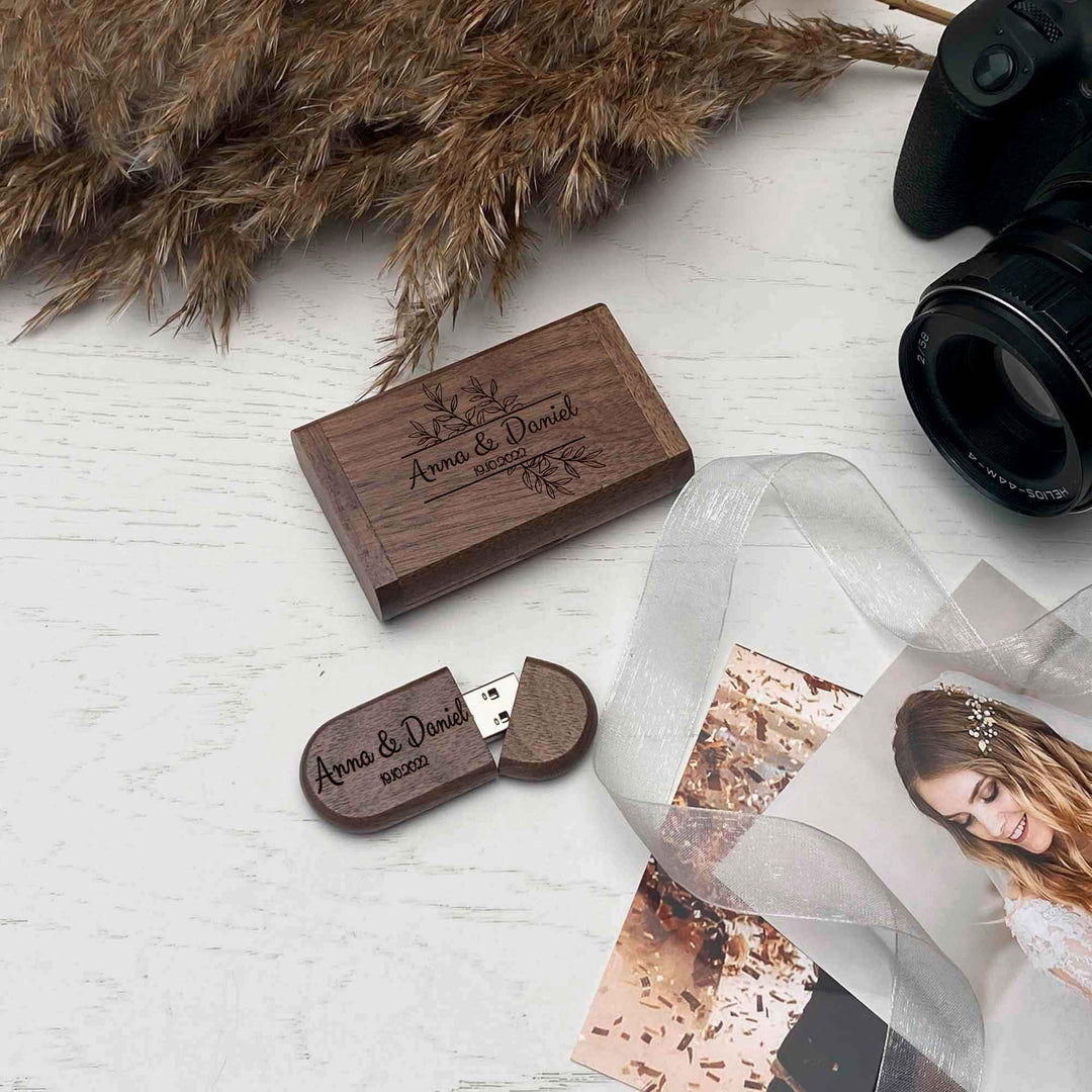 USB Flash Drive Engraving Family photo №2